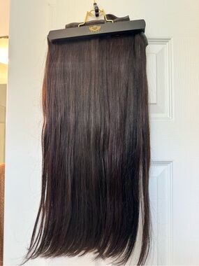 Foxy Locks 22” Black Brown Clip In Extensions